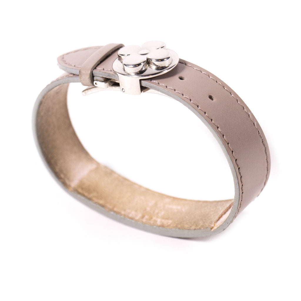 Louis Vuitton Wish Bracelet Accessories Louis Vuitton - Shop authentic new pre-owned designer brands online at Re-Vogue