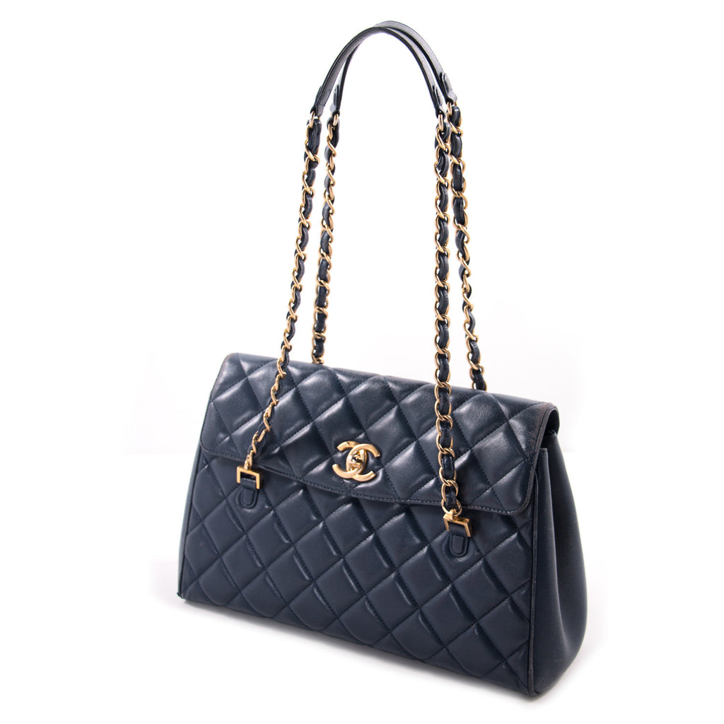 Chanel In The Business Tote Bag Bags Chanel - Shop authentic new pre-owned designer brands online at Re-Vogue