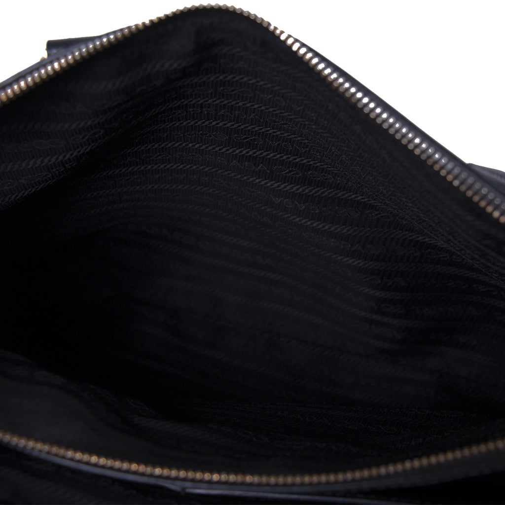 Prada Saffiano Lux Medium Double Zip Tote Bags Prada - Shop authentic new pre-owned designer brands online at Re-Vogue