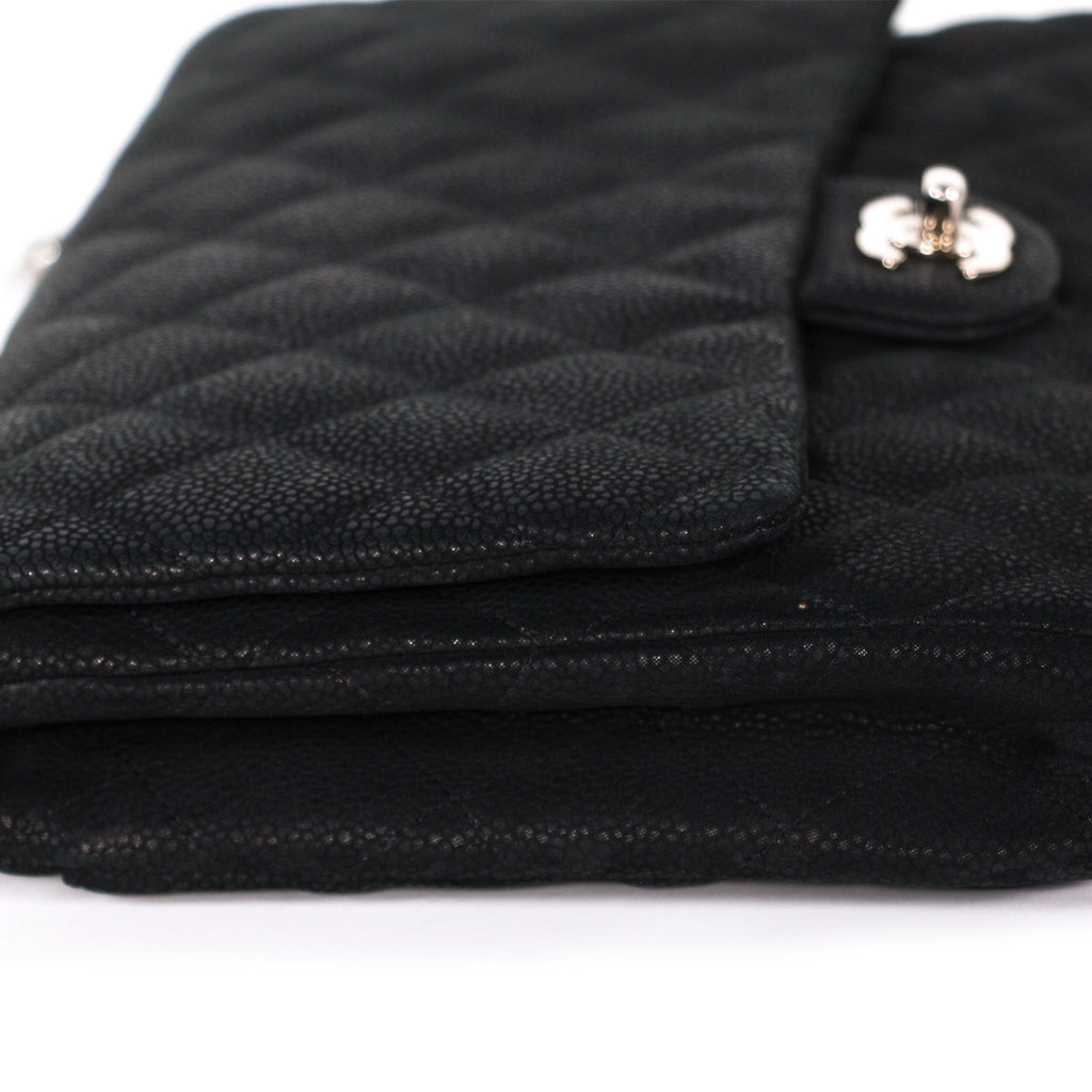 Chanel Classic Caviar Clutch With Chain Bags Chanel - Shop authentic new pre-owned designer brands online at Re-Vogue