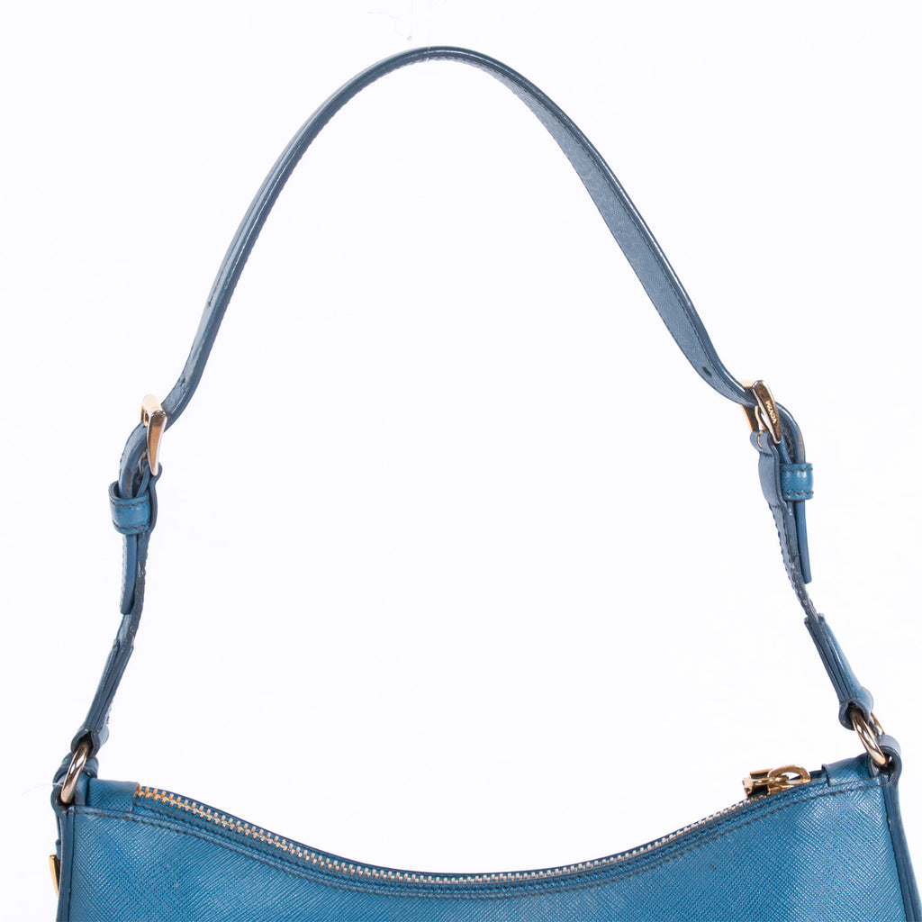 Prada Vitello Daino Bag Bags Prada - Shop authentic new pre-owned designer brands online at Re-Vogue