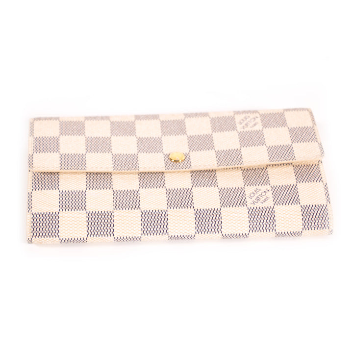 Louis Vuitton Damier Azur Sarah Wallet Accessories Louis Vuitton - Shop authentic new pre-owned designer brands online at Re-Vogue