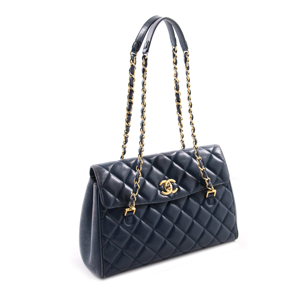 Chanel In The Business Tote Bag Bags Chanel - Shop authentic new pre-owned designer brands online at Re-Vogue