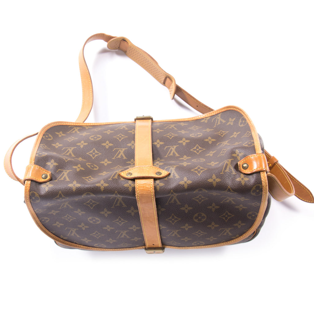 Louis Vuitton Saumur 30 Bags Louis Vuitton - Shop authentic new pre-owned designer brands online at Re-Vogue